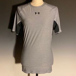 Womens Under Armour Dry Fit tee size L